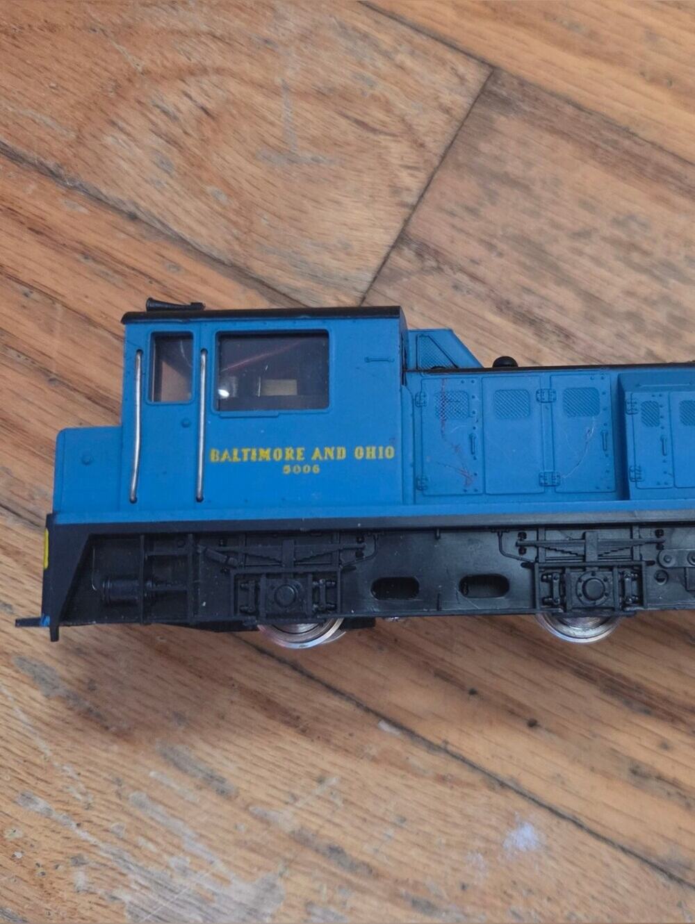 Vintage Baltimore & Ohio #5006 Switcher Diesel Toy Train